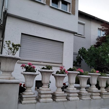 Monteur-, Ferienwohnung Mit Balkon In Hanau Bei Frankfurt Und Aschaffenburg Exterior photo